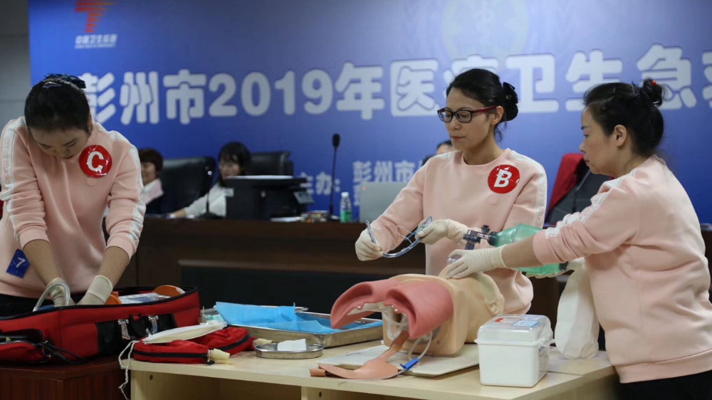 小尼邀请小撒到场《你好生活》 撒贝宁:这个节目另有第二季呢?【十大外围足球平台app】(图3) 十大外围足球平台app