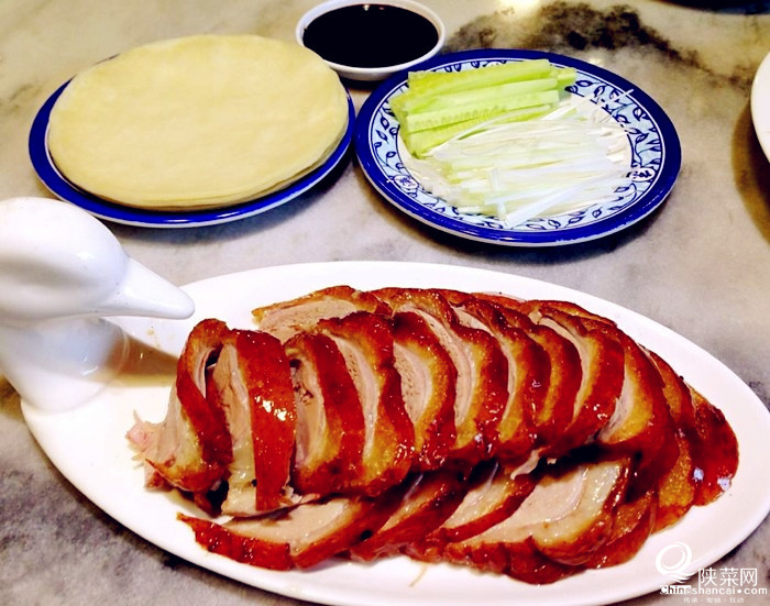 十大外围足球平台app:
“人间清醒”胡杏儿 有身瞒着节目组上综艺 自认不需特殊看待(图2) 十大外围足球平台app