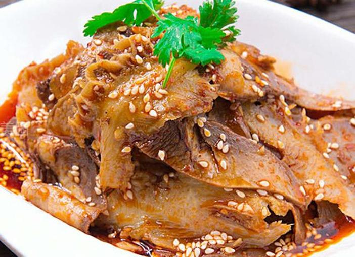 十大外围足球平台app_大爱无疆界,汉藏一家亲----萍乡卫校迎来首批西藏班学生(图1) 十大外围足球平台app