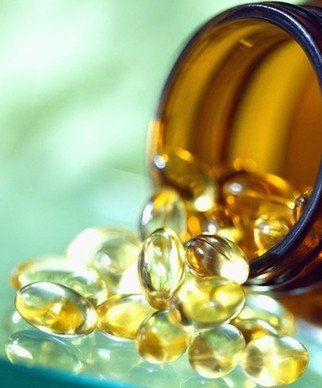 成铁卫校举办纪念“五四运动”一百周年暨护士节传光授帽仪式|十大外围足球平台app(图2) 十大外围足球平台app